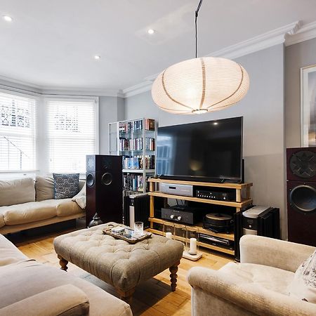 Modern Kensington Home Near Kensington Palace Лондон Экстерьер фото