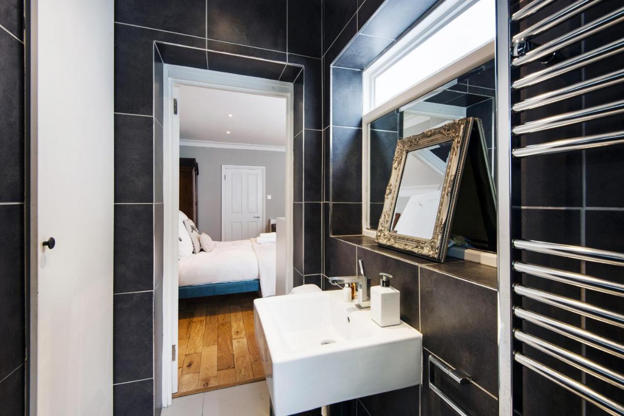 Modern Kensington Home Near Kensington Palace Лондон Экстерьер фото